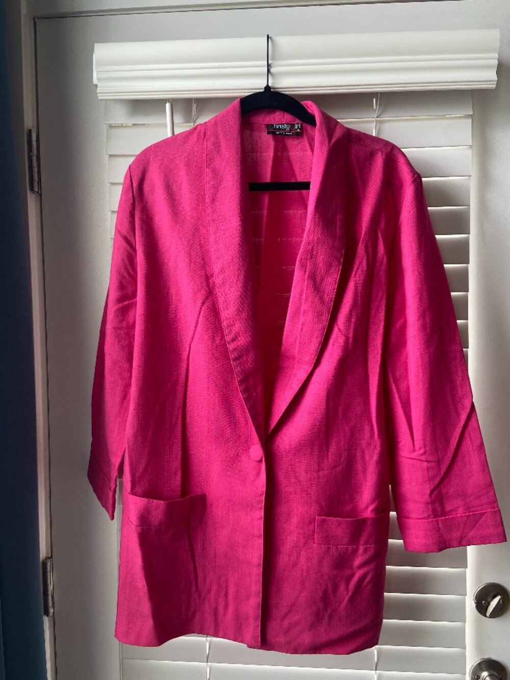 Hot pink oversized lightweight vintage blazer